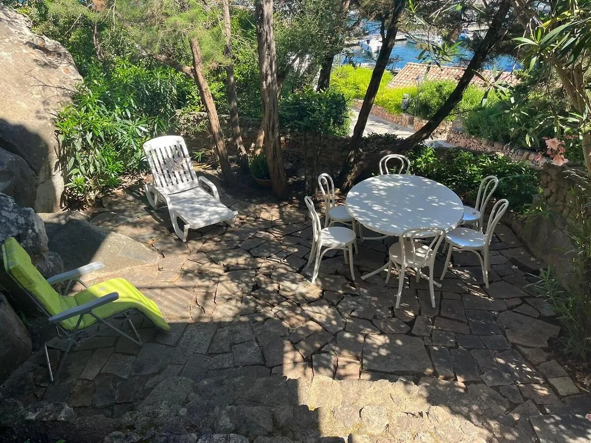 شقة Charming Flat In Porto Rotondo With Lush Garden! 0*,  إيطاليا